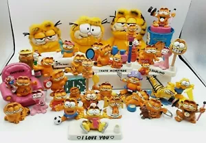Garfield Figuren & Zubehör von 1978- Bully - Auswählen - Größe 2 -9 cm Stofftier - Bild 1 von 181