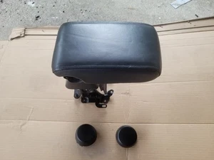 🚘 2001-2005 LEXUS IS300 CENTER CONSOLE ARM REST LID COVER LEATHER BLACK OEM - Foto 1 di 11