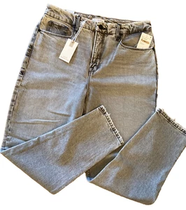 Good American Jeans 8/29 Good Girlfriend High Waist GGHNH602BT Distressed Black - Picture 1 of 18