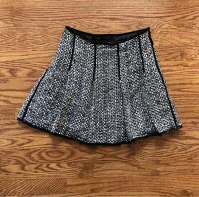 NWOT Lida Baday Mini Skirt Sz 6 Foto 1 de 4