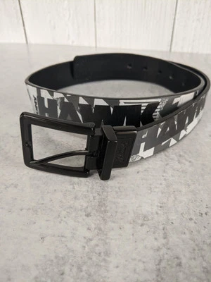 Cinturón Tony Hawk para niños talla M 26-28 negro hebilla punta única Foto 1 de 4