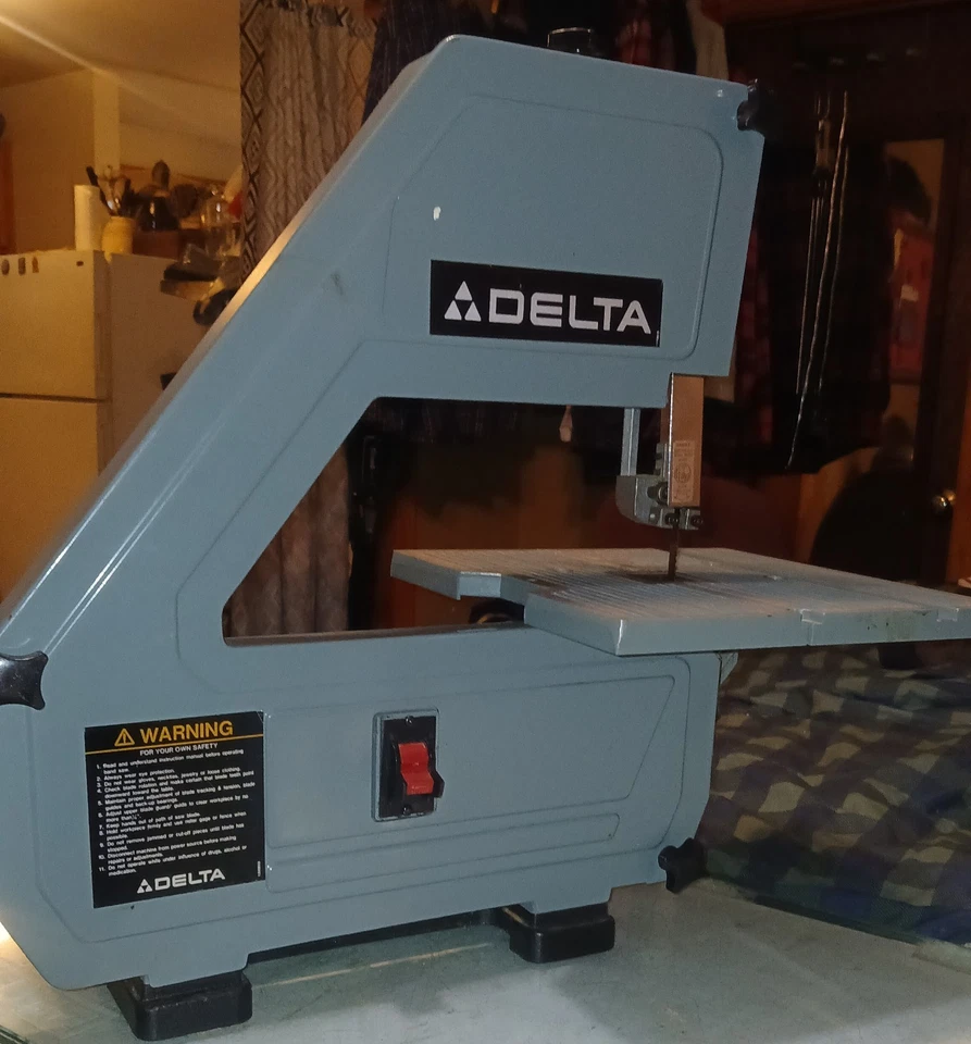 Sierra de cinta Delta 28-160 vintage de 10 pulgadas mesa de hierro fundido de alta resistencia EE. UU. limpia Foto 1 de 4