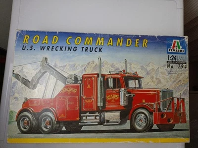ITALERI Vintage ROAD COMMANDER CONVENTIONAL US WRECKING Truck 1/24 KIT - Immagine 1 di 4