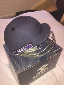 Shrey Wicket Keeping Helmet in Navy (58-61cm) worn once- as used by Jos Buttler - Picture 1 of 9