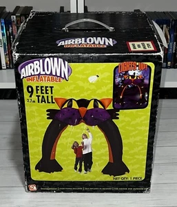 2006 Gemmy Airblown Inflatable 9 Feet Tall Cat Light Up Arch Archway Open Box - Picture 1 of 17