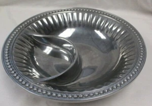 Wilton Armetale Serveware Flutes and Pearls Round Chip and Dip Bowl 11" x 2¼"  - Picture 1 of 5