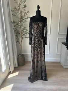 Adrianna Papell Black Sequin dress Size 8 - Length Is Perfect For A 5’9 - Picture 1 of 8