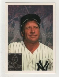 1996 Topps #7 Mickey Mantle New York Yankees BV $4 - Imagen 1 de 2