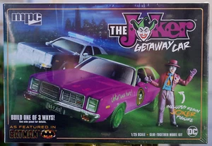 1977 Dodge Monaco 4-door Sedan Joker Goon Gotham City Police Car 1:25 MPC 890 - Bild 1 von 4
