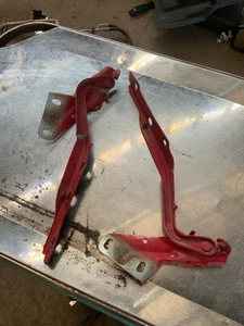 OEM 2009-2018 DODGE RAM 1500 JUEGO DE BISAGRAS CAPÓ DELANTERO DERECHO E IZQUIERDO PAR 2500 - Imagen 1 de 4