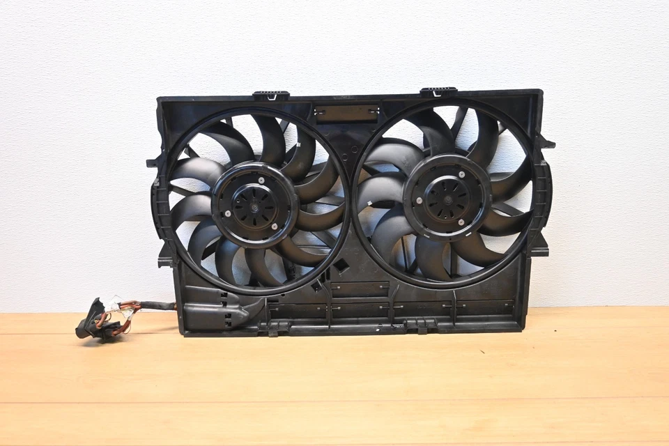 13-18 AUDI C7 S6 S7 RS7 4,0 L Ventilador de refrigeración del motor Cubierta Conjunto de motor OEM Foto 1 de 4