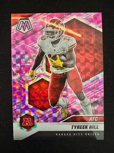 2021 Panini Mosaic Tyreek Hill Pink Camo Prizm #238 - Picture 1 of 2