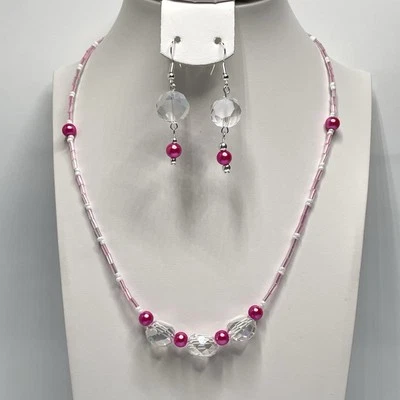 Juego de aretes collar artesanales de perlas de cristal blanco de vidrio rosa con cuentas de semillas Foto 1 de 4