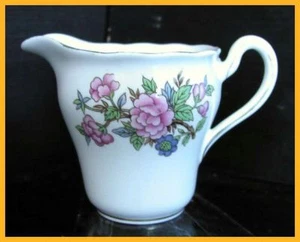 Colclough Floral Creamer - Imagen 1 de 1