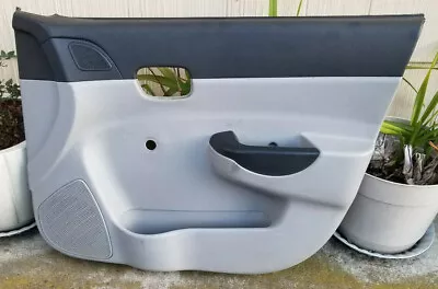 2006-11 Hyundai Accent GLS sedan front right interior door trim panel manual OEM - Image 1 of 4