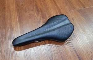 Bontrager Arvada Elite Bike Saddle Seat Black 138mm Austenite Rails - Picture 1 of 5