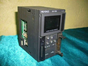 Keyence KV-700 KV700 CPU Unit - Picture 1 of 1