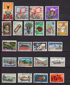 Madagascar années 60-70 un lot de 22 timbres oblitérés /TE1412 - Imagen 1 de 1