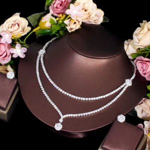 White Gold Plated Cubic Zircon Round Drop Costume Necklace Earrings Jewelry Set - Foto 1 di 8