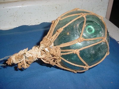 БОЛЬШАЯ СТАРАЯ ЗЕЛЕНАЯ СТЕКЛЯННАЯ ЯПОНСКАЯ РЫБНАЯ СЕТЬ ПОПЛАВОК С СЕТКОЙ - Изображение 1 из 3