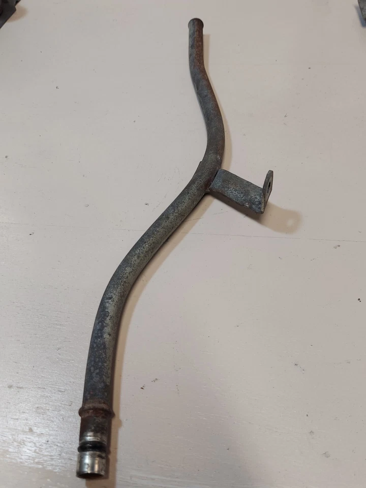 Tubo de varilla de medición de aceite de motor de 2015 Mitsubishi Outlander Sport 2.4 Foto 1 de 4