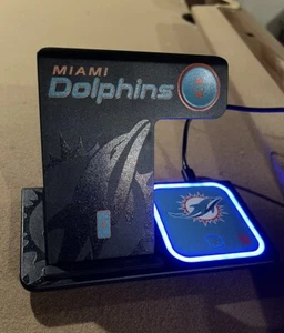 Keyscaper 3in1 Miami Dolphins Wireless Charging Station - Picture 1 of 5