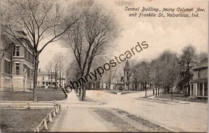 Antike Postkarte Valparaiso Indiana Zentralgebäude Calumet Ave Franklin Street - Bild 1 von 2