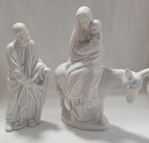 Holland Mold Ceramic Flight Into Egypt - Mary w/ Baby Jesus & Joseph Figurines - Picture 1 of 16