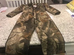 Walls Realtree Hardwoods Camouflage Insulated Coveralls Youth Size 16 FLAW READ - Picture 1 of 10