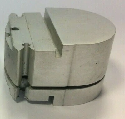 Coppia cerniere a frizione Savio per profilati serie NC 40 codice693.8.F Argento - Immagine 1 di 3