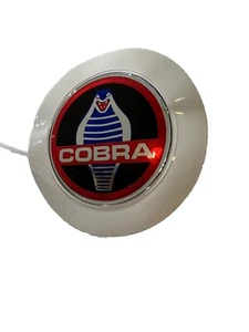 Cobra Quality MOTOR CAR TAX DISC HOLDER REUSABLE PARKING PERMIT HOLDER - Picture 1 of 3