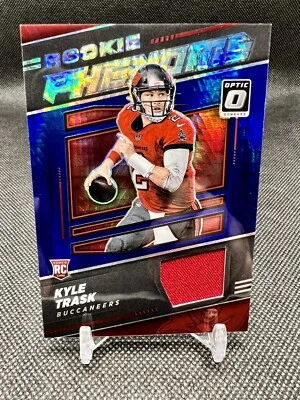 2021 Panini Optic KYLE TRASK Rookie Phenoms Blue Hyper Prizm JERSEY BUCCANEERS - Image 1 of 3