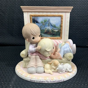 Precious Moments Thomas Kinkade Home Is Where My Sweetheart Is Premiere Issue - Picture 1 of 12