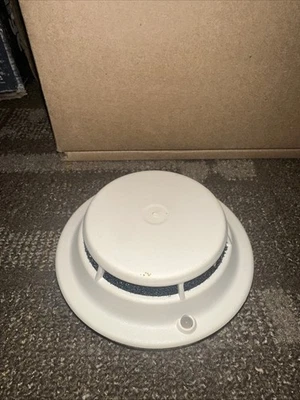 HFPO-11 SIEMENS SMOK HEAT DET. -LIMPO - FRETE GRÁTIS NO MESMO DIA (50 DISPONÍVEIS) - Imagem 1 de 2