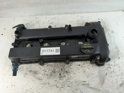 Cubierta de válvula de culata derecha Mazda 2008 3 pasajeros HSD8P Foto 1 de 4