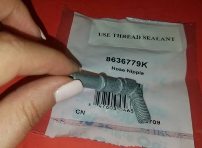 Bico conector metal carcaça termostato para 2002-2005 Volvo XC90 S80 8636779K - Imagem 1 de 4