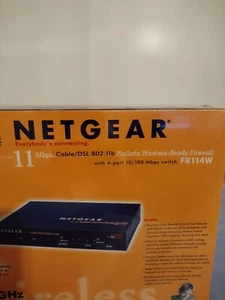 Router sellado NETGEAR FR114W Pro Safe 802.11b inalámbrico listo Firewall 100 Mbps - Imagen 1 de 17