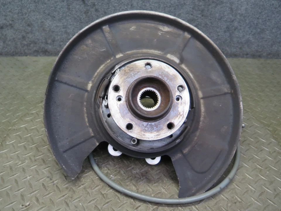 2006 BMW E60 M5 ЗАДНИЙ ПРАВЫЙ ШПИНДЕЛЬ КОСТЯШКИ КОЛЕСА СТУПИЦЫ ПОДШИПНИК 55K МИЛЬ - Изображение 1 из 4