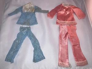 Vintage Barbie Puppe Set 2 Clone Shillman Moden blau Spitze Hosenanzug & rosa TLC - Bild 1 von 9