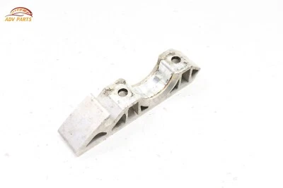 2004 - 2017 大众 TOUAREG FRONT STABILIZER SWAY BAR BRACKET 原始设备制造商 — 第 1/4 张图片