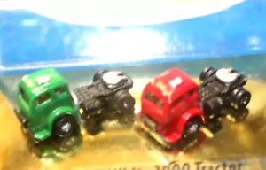 2@WHITE 3000 TRACTORS IH DELIVERY TRUCK N SCALE RTR CMW BOBTAIL 1953 RED /GREEN - Picture 1 of 6