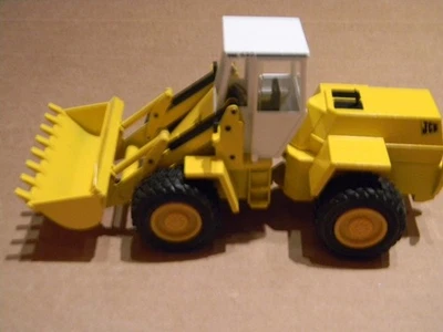 1:35 NZG 251 JCB 430 Articulated Wheeled Loader - Image 1 of 4