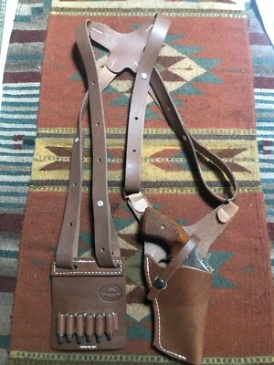 FIT Colt Detective Cobra 38 Shoulder Holster & Mag Pouch Brown Leather Vertical - Image 1 of 4