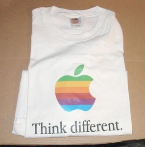 Apple Logo Think Different T-Shirt - 3XL - Bild 1 von 1