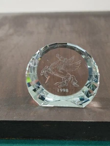 Pisapapeles Swarovski Crystal 1998 "Pegasus" 9409 060 002 retirado con placa de caja - Imagen 1 de 7