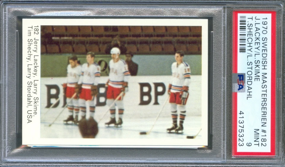 Tarjeta de hockey sueca 1970 #182 Jerry Lackey Larry Skime Tim Shechy equipo de EE. UU. PSA 9 Foto 1 de 2