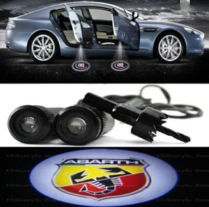 Coppia Luci Cortesia Portiera Stemma Logo FIAT ABARTH 500 595 PUNTO EVO 124 695 - Afbeelding 1 van 4