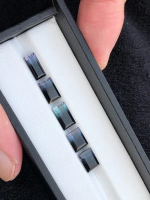 Emerald Cut Bi-Color Tourmaline Lot: Faceted Loose Stones, 10.5 Carats - Image 1 of 4