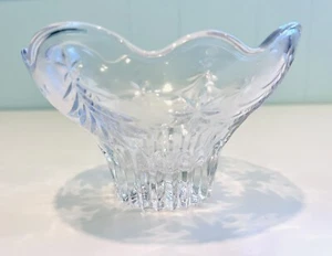 Vintage Glass Bowl - Picture 1 of 3