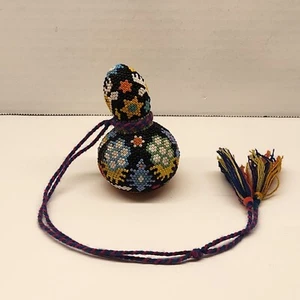 Huichol Perlen Kürbis mit Hirschkopf 3,5 Zoll fehlende Perlen - Bild 1 von 8